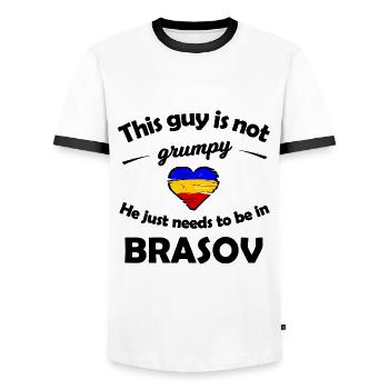 Logement à Brasov, Roumanie - T-shirt contrasté Homme - blanc/noir - Devant - AI Model Female 172 light (172cm) & AI Model Male 178 dark (178cm)