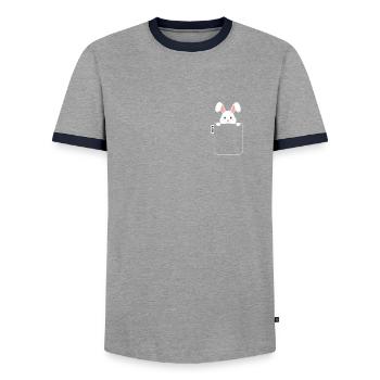 Lapin en poche avec label - T-shirt contrasté Homme - gris/marine  - Devant - AI Model Female 172 light (172cm) & AI Model Male 178 light (178cm)