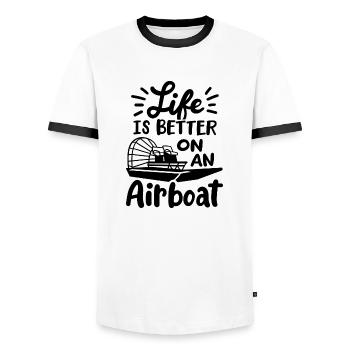 La vie est meilleure sur un hydroglisseur - T-shirt contrasté Homme - blanc/noir - Devant - AI Model Female 172 light (172cm) & AI Model Male 178 dark (178cm)