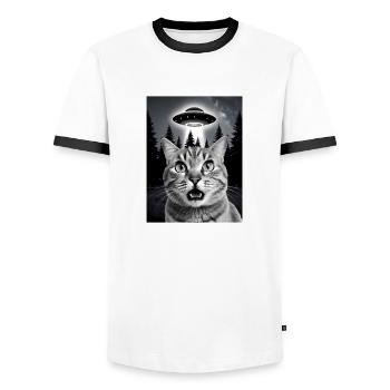 Selfie von einer Katze mit Ufo - Männer Kontrast-T-Shirt - Weiß/Schwarz - Vorne - AI Model Female 172 light (172cm) & AI Model Male 178 dark (178cm)