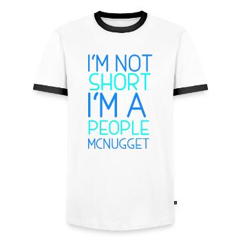 Witziges T-Shirt für kleine Menschen. - Männer Kontrast-T-Shirt - Weiß/Schwarz - Vorne - AI Model Female 172 light (172cm) & AI Model Male 178 dark (178cm)
