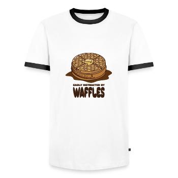 Vom Essen von Waffeln abgelenkt, Pfannkuchen, - Männer Kontrast-T-Shirt - Weiß/Schwarz - Vorne - AI Model Female 172 light (172cm) & AI Model Male 178 dark (178cm)