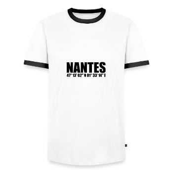 Nantes Koordinaten - Männer Kontrast-T-Shirt - Weiß/Schwarz - Vorne - AI Model Female 172 light (172cm) & AI Model Male 178 dark (178cm)