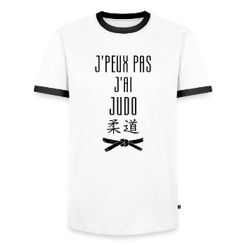 Judo , Judoka , Dojo , Martial Art - T-shirt contrasté Homme - blanc/noir - Devant - AI Model Female 172 light (172cm) & AI Model Male 178 dark (178cm)