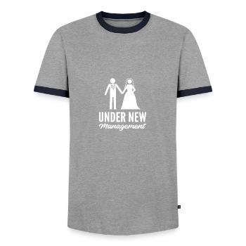 Unter neuer Leitung Joker Gift - Männer Kontrast-T-Shirt - Grau/Navy  - Vorne - AI Model Female 172 light (172cm) & AI Model Male 178 light (178cm)