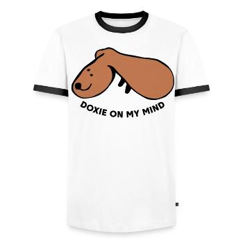 Chien décontracté – Tout simplement détendu - T-shirt contrasté Homme - blanc/noir - Devant - AI Model Female 172 light (172cm) & AI Model Male 178 dark (178cm)