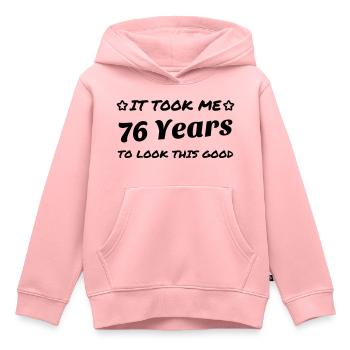 76 / anniversaire / Sport / Fête / soixante seize - Sweat Premium à capuche enfant bio - rose - Devant - AI Model Kid Female (0cm)