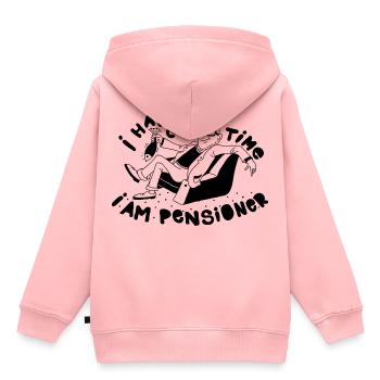 I HAVE TIME I AM PENSIONER - Sweat Premium à capuche enfant bio - rose - Dos - AI Model Kid Female (0cm)