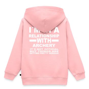 relation avec ARCHERY - Sweat Premium à capuche enfant bio - rose - Dos - AI Model Kid Female (0cm)