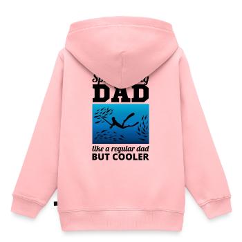 Pêche sous-marine Pêche sous-marine Papa Fête des Pères - Sweat Premium à capuche enfant bio - rose - Dos - AI Model Kid Female (0cm)