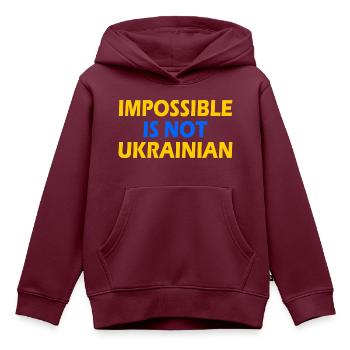impossible is not ukrainian - ukraine - Kinder Premium Organic Hoodie - Burgunderrot - Vorne - AI Model Kid Female (0cm)
