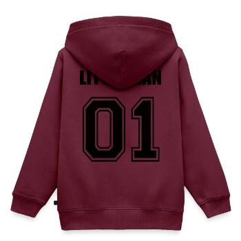LITTLE MAN |Ein Set für Vater und Sohn. - Kinder Premium Organic Hoodie - Burgunderrot - Hinten - AI Model Kid Female (0cm)