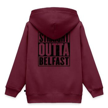 Straight Outta Belfast - Kinder Premium Organic Hoodie - Burgunderrot - Hinten - AI Model Kid Female (0cm)