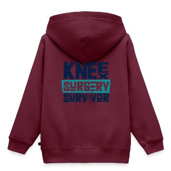 Überlebender einer Knie OP - Kinder Premium Organic Hoodie - Burgunderrot - Hinten - AI Model Kid Female (0cm)
