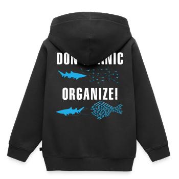 Ne paniquez pas, organisez le travail d'équipe - Sweat Premium à capuche enfant bio - noir - Dos - AI Model Kid Male (0cm)