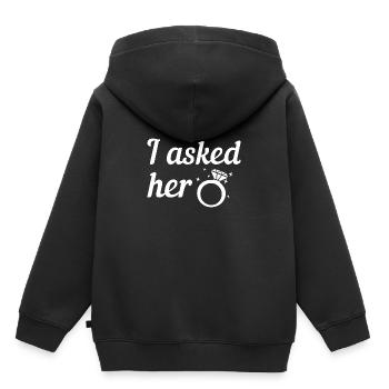 A demandé à sa fiancée une bague de fiançailles en diamant - Sweat Premium à capuche enfant bio - noir - Dos - AI Model Kid Male (0cm)
