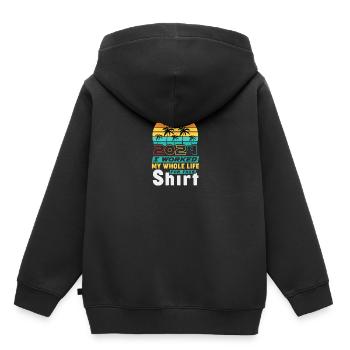 Im Ruhestand 2024 Ich habe mein ganzes Leben dafür gearbeitet - Kinder Premium Organic Hoodie - Schwarz - Hinten - AI Model Kid Male (0cm)