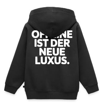 Statement: Offline ist Luxus - Kinder Premium Organic Hoodie - Schwarz - Hinten - AI Model Kid Male (0cm)