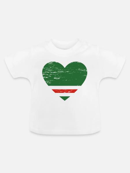 Tschetschenien Flagge Herz used - Baby Bio-T-Shirt mit Rundhals - Weiß