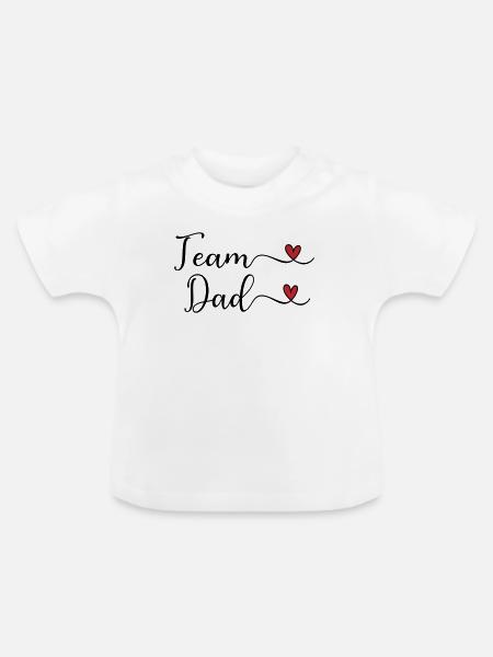 Team Dad Herz Typografie-Design - Baby Bio-T-Shirt mit Rundhals - Weiß