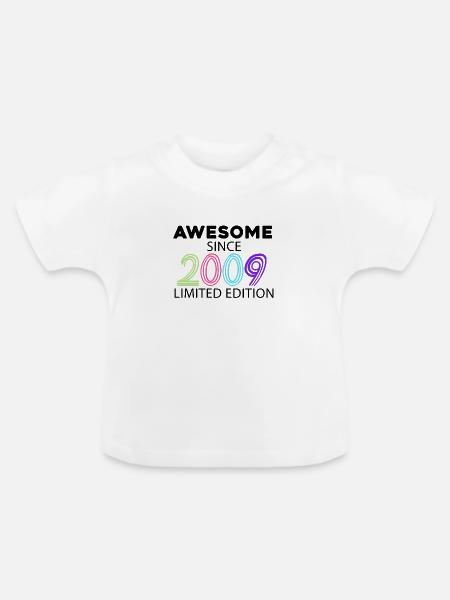 Fantastisch seit 2009 - Jahrgang 2009 - Baby Bio-T-Shirt mit Rundhals - Weiß