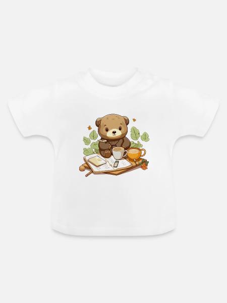 Kuschelbär beim Lesen mit Kaffee - Baby Bio-T-Shirt mit Rundhals - Weiß