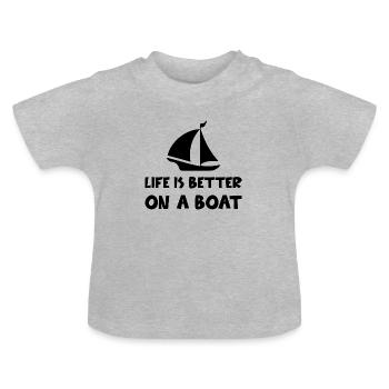 La vie est meilleure sur un bateau - T-shirt bio col rond Bébé - gris chiné - Devant