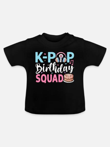K-Pop Birthday Squad - Baby Bio-T-Shirt mit Rundhals - Schwarz