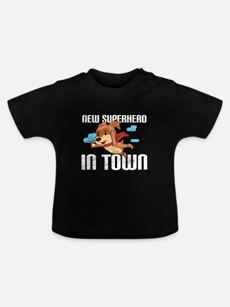 New Superhero in town - Baby Bio-T-Shirt mit Rundhals - Schwarz