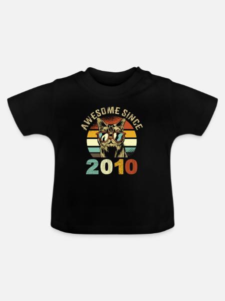 Awesome Since 2010 - Baby Bio-T-Shirt mit Rundhals - Schwarz