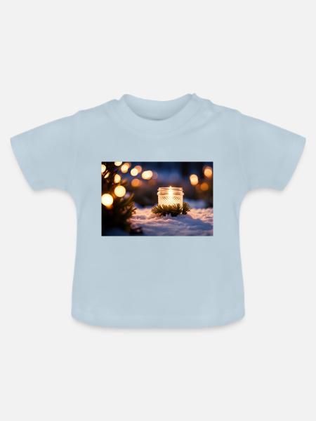 Glaskerze im Schnee - Baby Bio-T-Shirt mit Rundhals - Hellblau