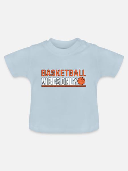 Basketball vibes only - Baby Bio-T-Shirt mit Rundhals - Hellblau