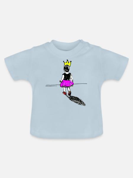 Kleines Mädchen geht mit einer Krone - Baby Bio-T-Shirt mit Rundhals - Hellblau