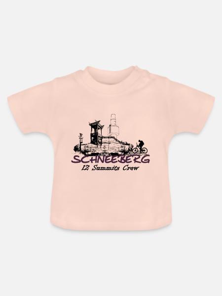 Der Schneeberg ein Gipfel der 12 im Fichtelgebirge - Baby Bio-T-Shirt mit Rundhals - Kristallrosa