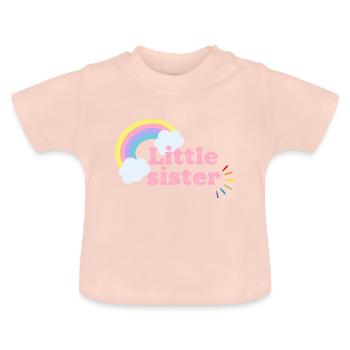 Kleine Schwester Regenbogen - Baby Bio-T-Shirt mit Rundhals - Kristallrosa - Vorne