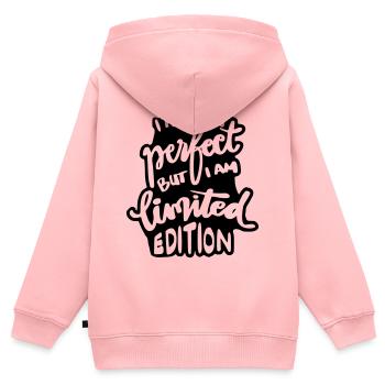 Pas parfait mais un spécimen rare * - Sweat Premium à capuche zippé enfant bio - rose - Dos - AI Model Kid Female (0cm)