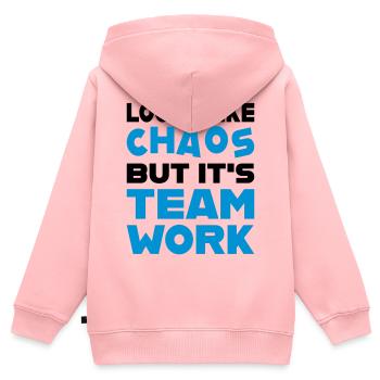 Teamwork - Kinder Premium Organic Zip Hoodie - Rosa - Hinten - AI Model Kid Female (0cm)