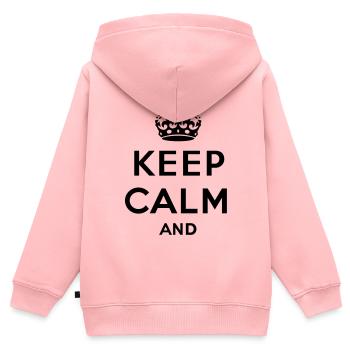 Gardez le calme et ... - Propre texte (Continuez) - Sweat Premium à capuche zippé enfant bio - rose - Dos - AI Model Kid Female (0cm)
