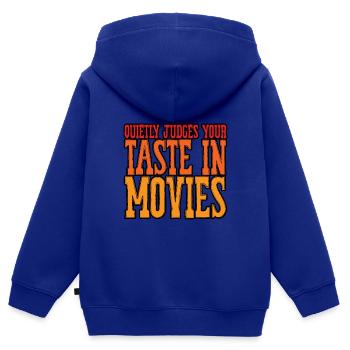 Quietly Judges Your Taste In Movies 3 - Kinder Premium Organic Zip Hoodie - Royalblau - Hinten - AI Model Kid Male (0cm)