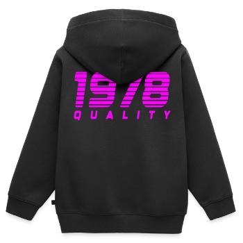 1978 quality | Farbe änderbar - Kinder Premium Organic Zip Hoodie - Schwarz - Hinten - AI Model Kid Male (0cm)