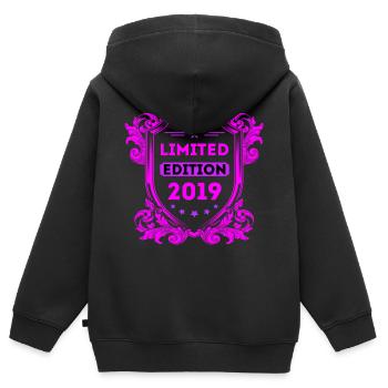 2019 - Kinder Premium Organic Zip Hoodie - Schwarz - Hinten - AI Model Kid Male (0cm)