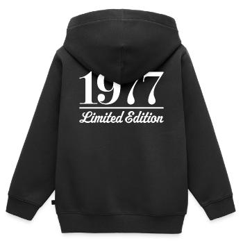 1977 Limited Edition - Kinder Premium Organic Zip Hoodie - Schwarz - Hinten - AI Model Kid Male (0cm)