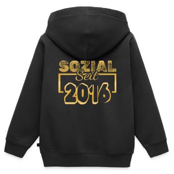 Sozial 2016 - Kinder Premium Organic Zip Hoodie - Schwarz - Hinten - AI Model Kid Male (0cm)