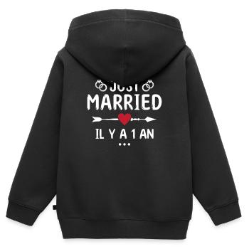 Geschenk zum Hochzeitstag 1 Jahr Hochzeit aus Baumwolle - Kinder Premium Organic Zip Hoodie - Schwarz - Hinten - AI Model Kid Male (0cm)
