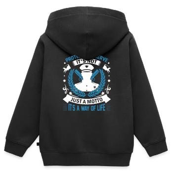 Protect and Serve: Es ist nicht nur ein Motto, es ist ein Motto - Kinder Premium Organic Zip Hoodie - Schwarz - Hinten - AI Model Kid Male (0cm)