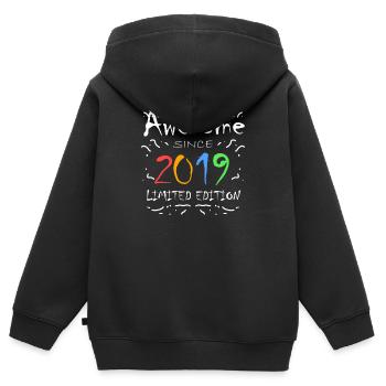 2019 - Fantastisch seit 2019 - Jahrgang 2019 - Kinder Premium Organic Zip Hoodie - Schwarz - Hinten - AI Model Kid Male (0cm)
