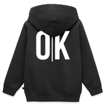 Effacer OK Typo sur Noir - Sweat Premium à capuche zippé enfant bio - noir - Dos - AI Model Kid Male (0cm)