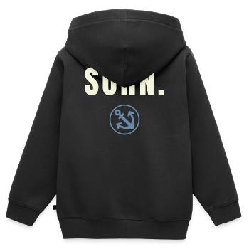 SOHN. Success Edition – Stone Blue Anker - Kinder Premium Organic Zip Hoodie - Schwarz - Hinten - AI Model Kid Male (0cm)