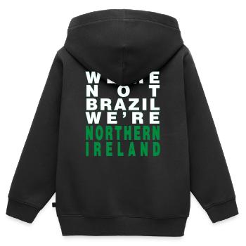 Wir sind nicht Brasilien Wir sind Nordirland - Kinder Premium Organic Zip Hoodie - Schwarz - Hinten - AI Model Kid Male (0cm)