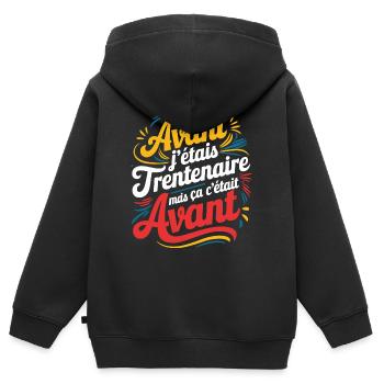 Avant j'étais trentenaire, mais ça c'était avant - Sweat Premium à capuche zippé enfant bio - noir - Dos - AI Model Kid Male (0cm)